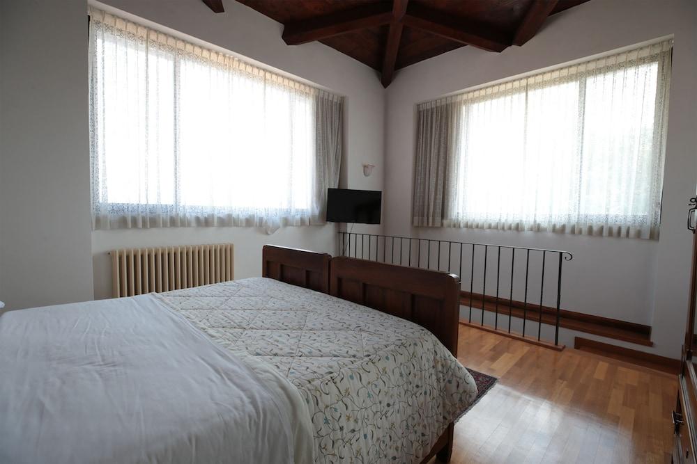 Il Castellaro Country House Perugia Exterior photo